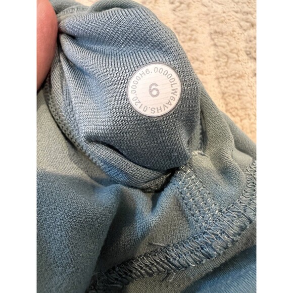 Lululemon Women’s Align Crop 21" Tidewater Teal Size 6 Very GUC Teal Blue-Green - Picture 6 of 7